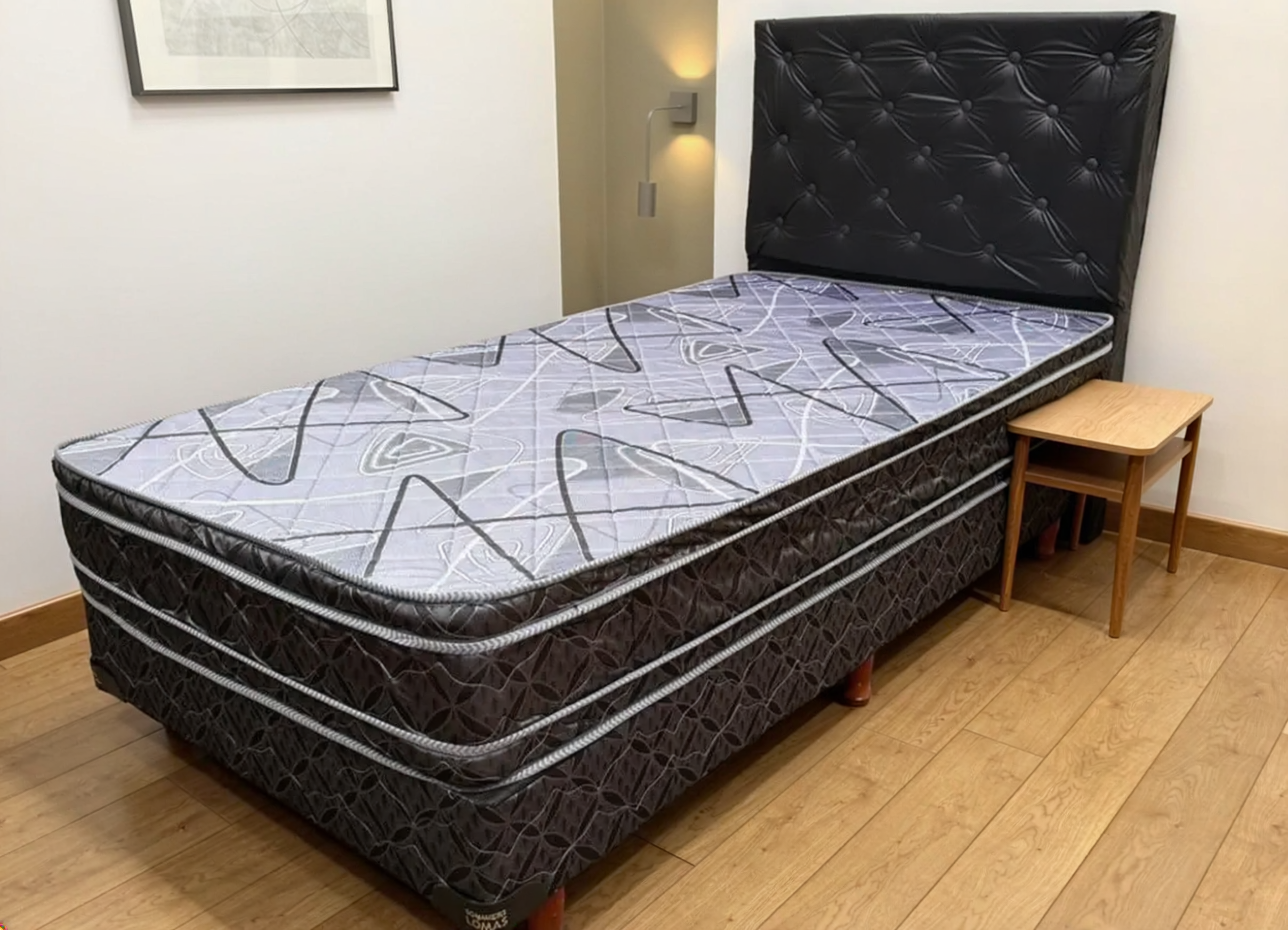 Sommier individual en dormitorio funcional